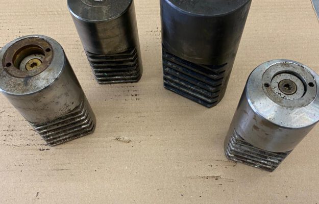 Ballast valve cilinders